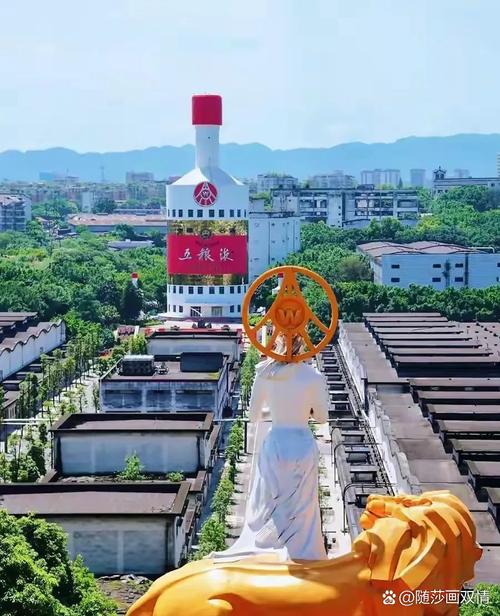 他辭掉外企高薪工作，通過多次內(nèi)部推薦及公開面試，竟然進(jìn)了一個(gè)白酒廠